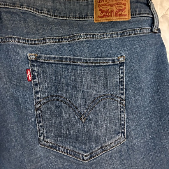 Levi’s women’s plus size bootcut jeans, size 26 - Picture 3 of 9